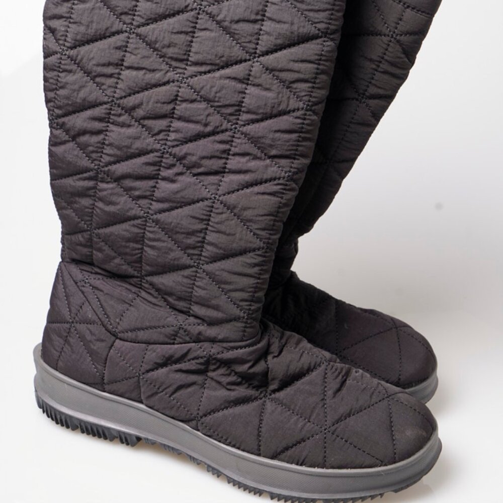 Bogs Black Snowday Quilted Fleece Lined Boots Women's Size 10 - Picture 2 of 4
